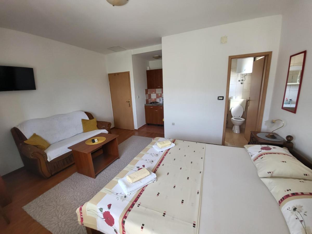 Apartmani Udovicic Trogir Exterior foto